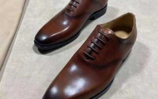买皮鞋棕色黑色（棕色皮鞋和黑色皮鞋的区别）