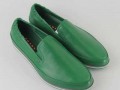 绿色的真皮鞋（绿色的皮鞋脏了怎么处理）